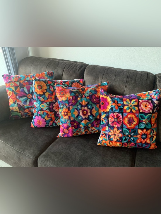 Other - 4 Vibrant pillow covers with pillows 20"